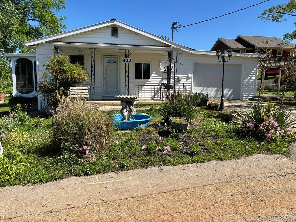 802 Water St., Livingston, TN 38570 - #1