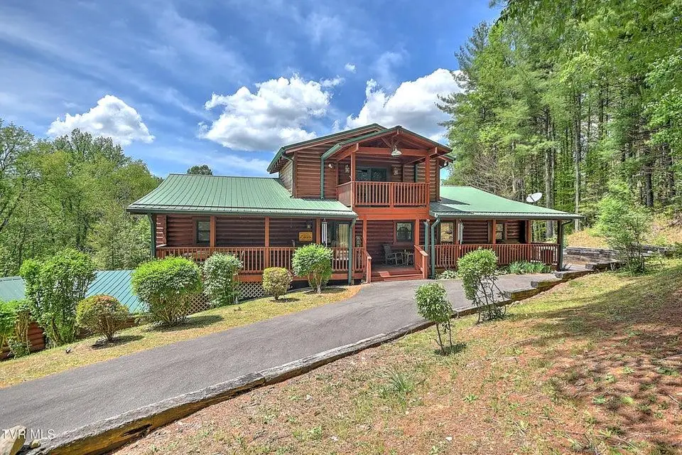 423 Pandora Fork Ln, Butler, TN 37640 - #1