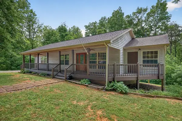 506 Deer Ridge Rd, Byrdstown, TN 38549