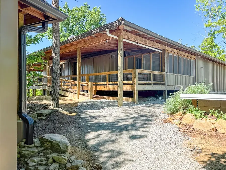 564 Deep Branch Ln, Wilder, TN 38589 - #2