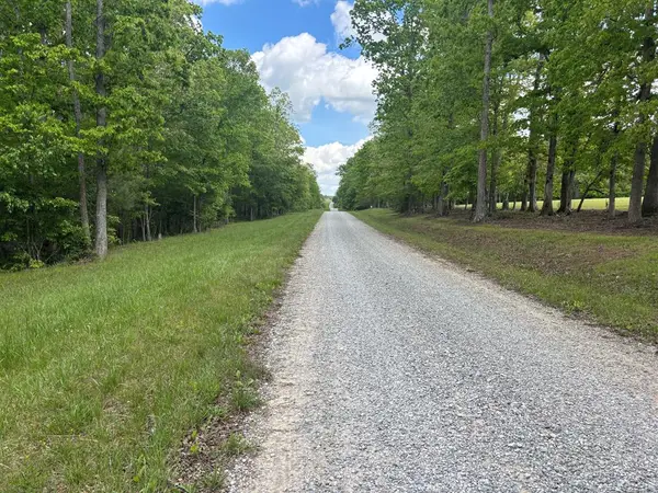 6.05 AC Saddle Lane, Spencer, TN 38585
