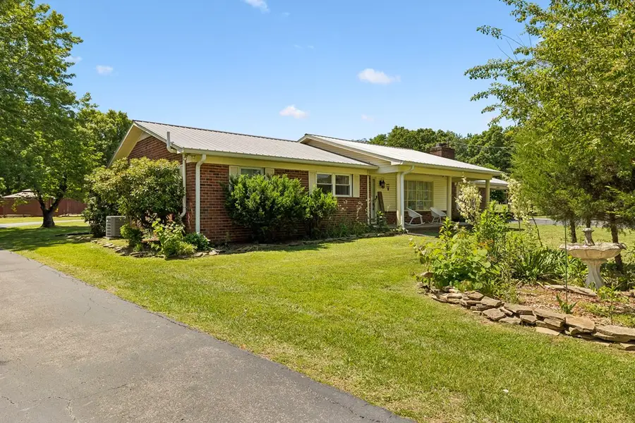 3456 Old Rock Island Rd, Rock Island, TN 38581 - #3