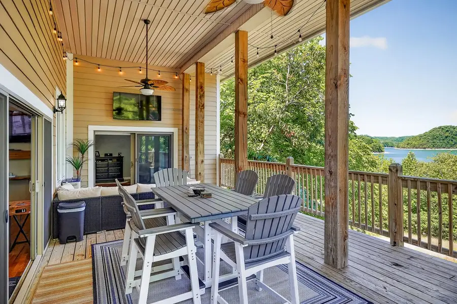 2975 Johnson Chapel Rd, Sparta, TN 38583 - #3