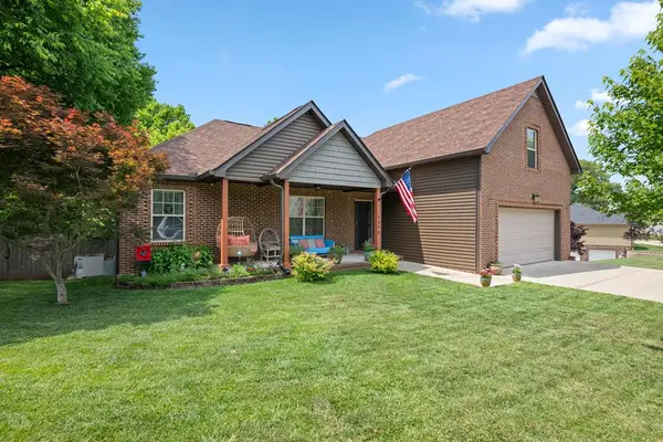1456 Rustys Ln, Clarksville, TN 37042