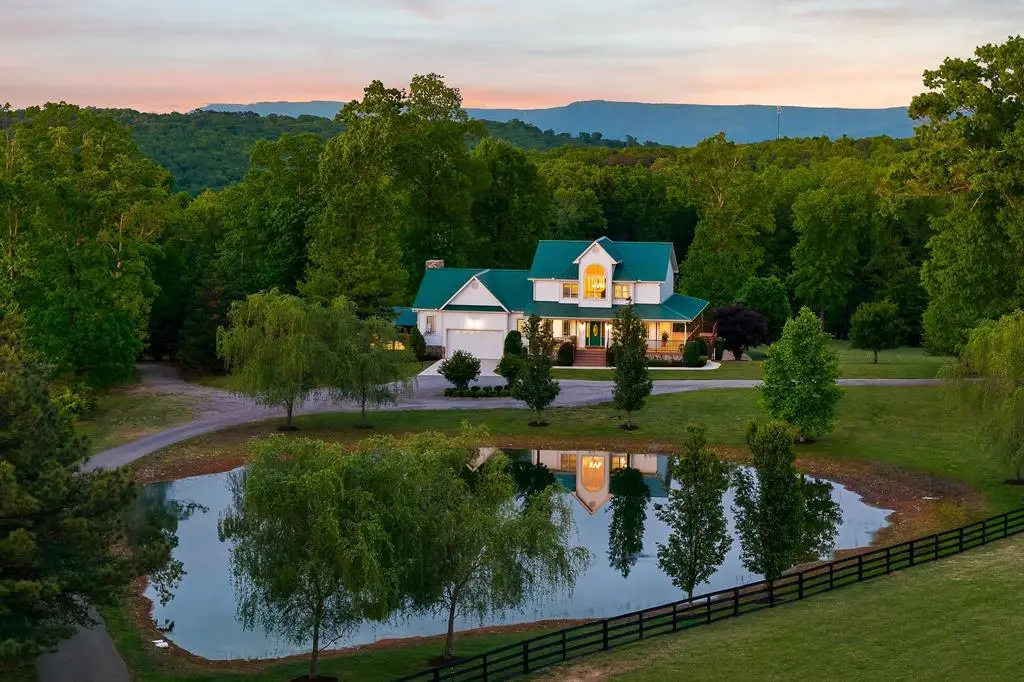 933 John Henry Lewis Rd, Dunlap, TN 37327 - #1