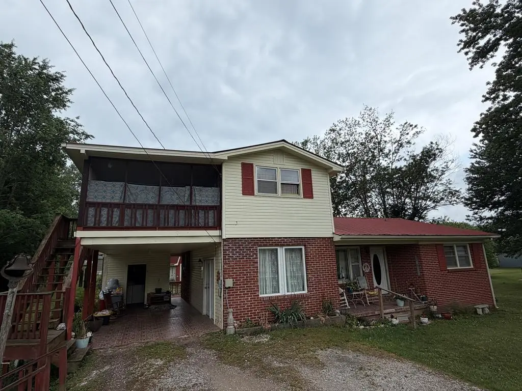 724 Jamestown Hwy, Livingston, TN 38570 - #1