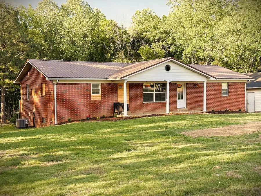 1348 Unionhill Rd, Red Boiling Springs, TN 37150 - #2