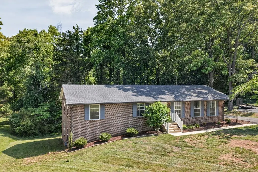 851 Lone Oak Dr, Cookeville, TN 38501 - #1