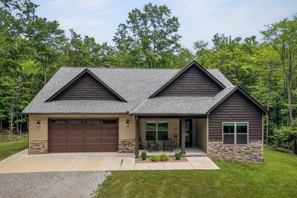 1507 E Overlook Rd, Monterey, TN 38574 - #1