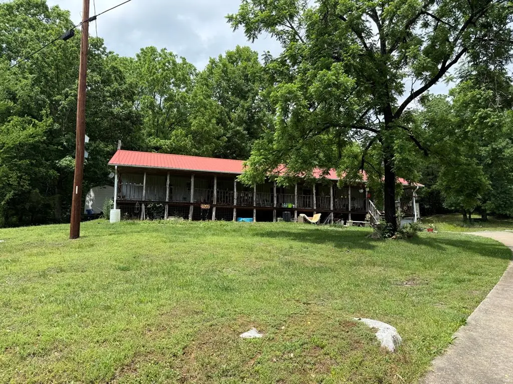 133 Cook Ln, Gainesboro, TN 38562 - #1