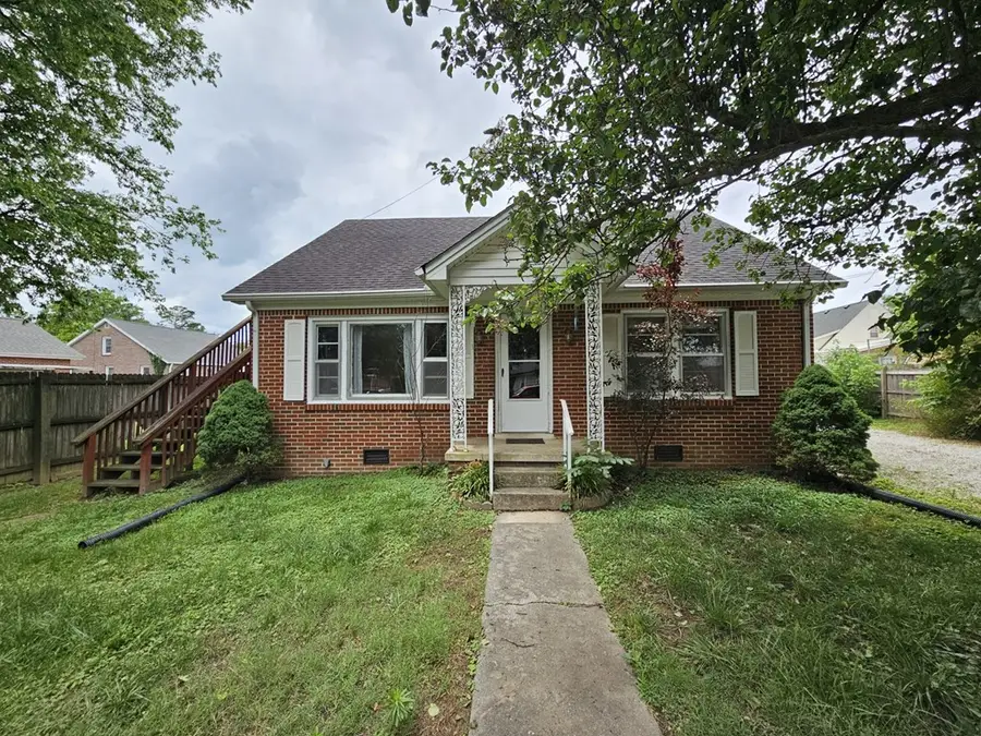 209 Dogwood St, Carthage, TN 37030-1309 - #2