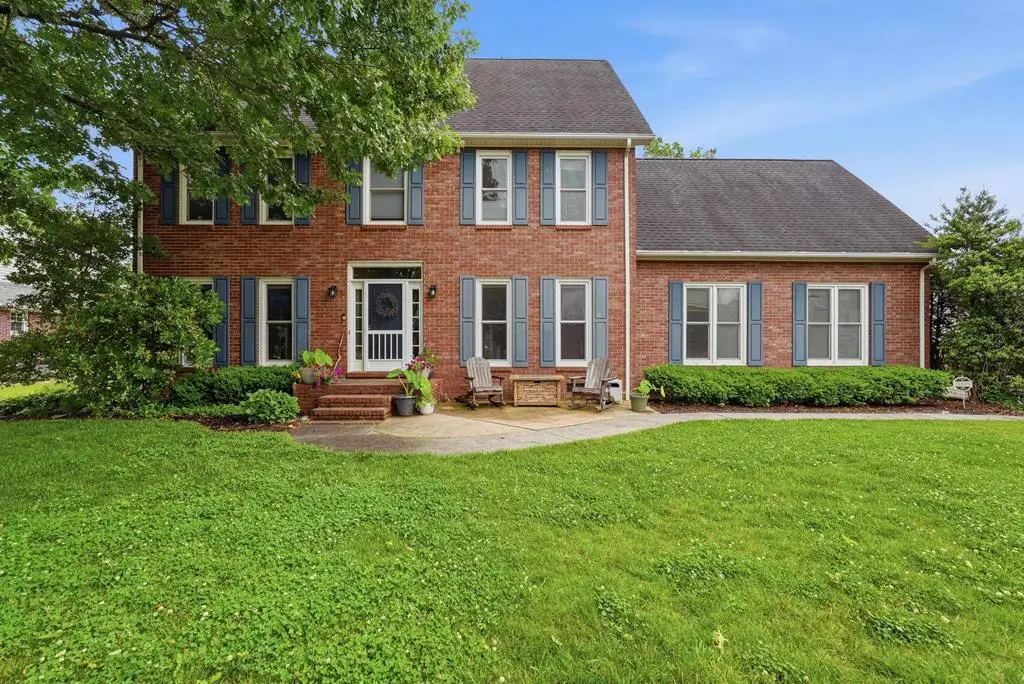 1363 Ivy Ln, Cookeville, TN 38501 - #1