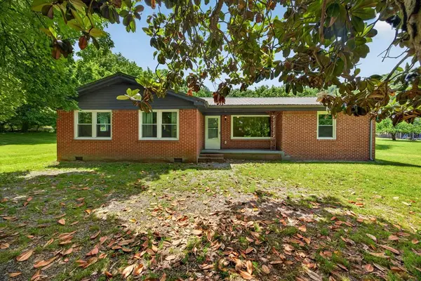 400 Anderson Lane, GAINESBORO, TN 38562