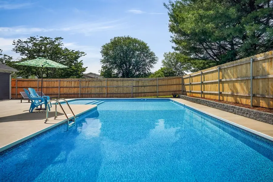 212 Oakland Drive, Sparta, TN 38583 - #2