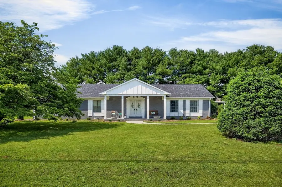 212 Oakland Drive, Sparta, TN 38583 - #3