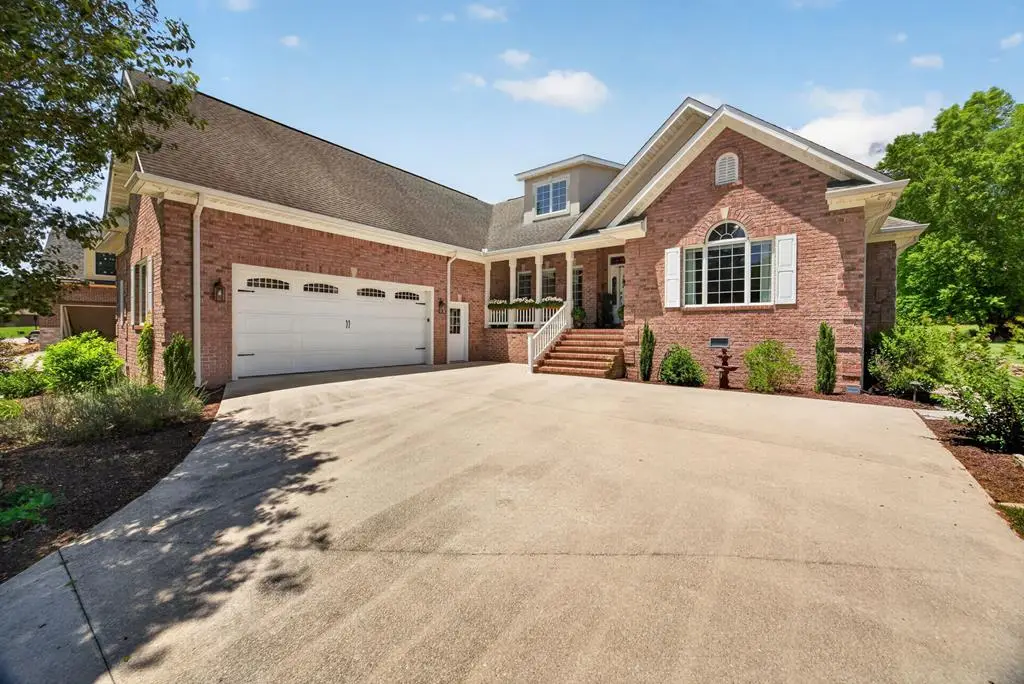 211 Tomlon Rd, Crossville, TN 38555 - #1