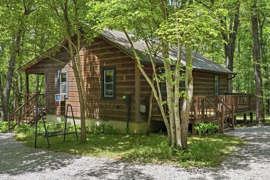 118 Cherokee Rd, Spencer, TN 38585 - #2