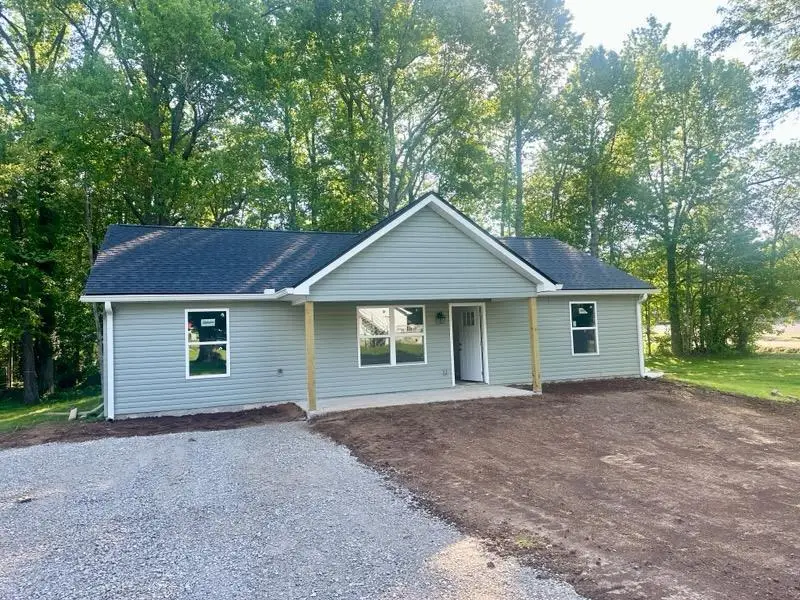 218 E Peter Ave, Monterey, TN 38574 - #1