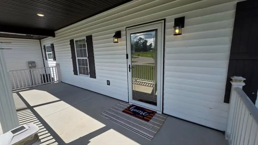 106 Maca Ridge Cir, Clarkrange, TN 38553 - #3
