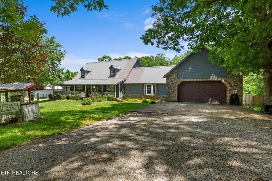 1036 Dye Rd, Clarkrange, TN 38553-5169 - #2