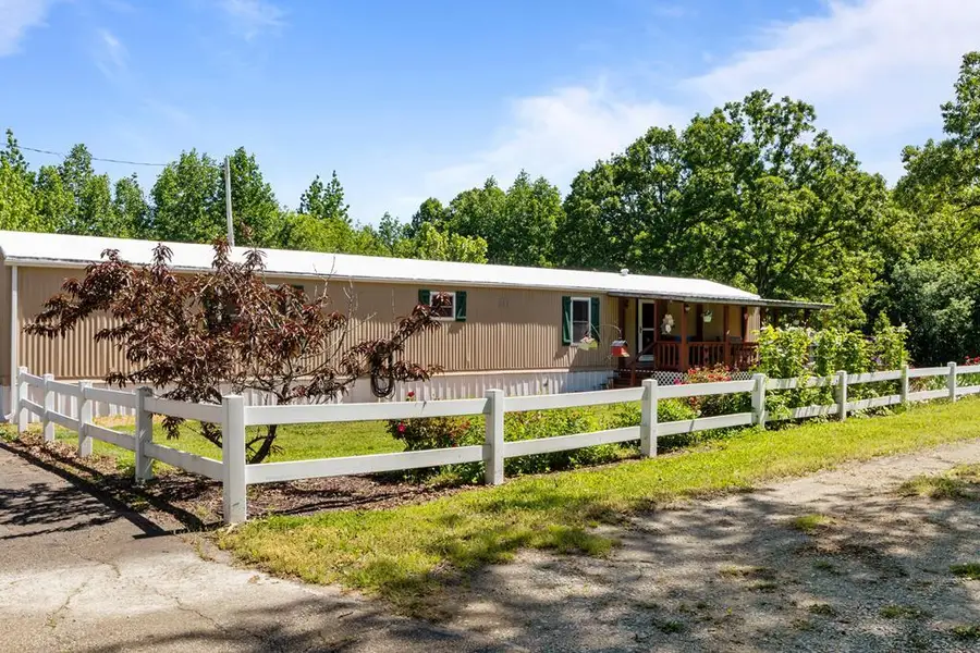 3310 Shiloh Church Rd, Camden, TN 38320 - #3