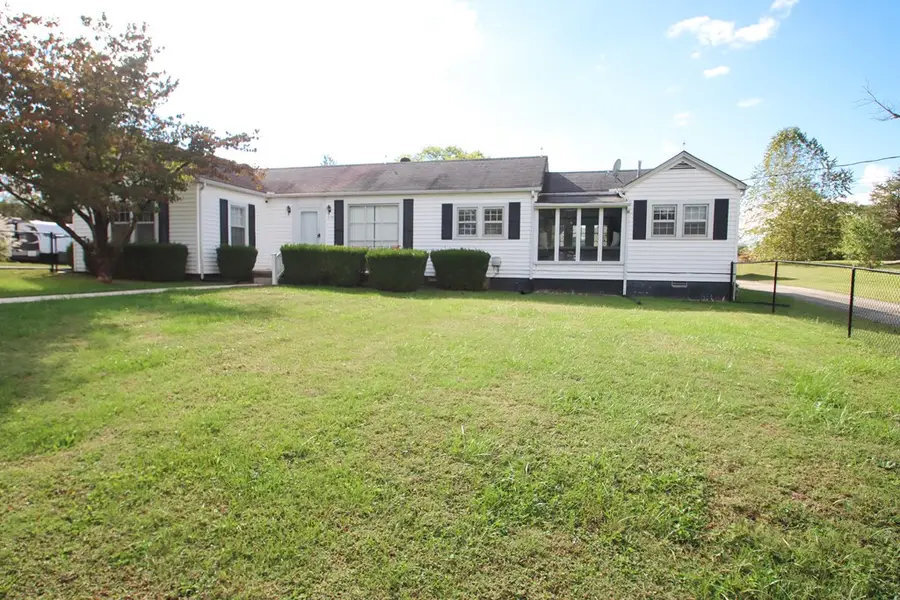 319 Mount View, Sparta, TN 38583 - #2