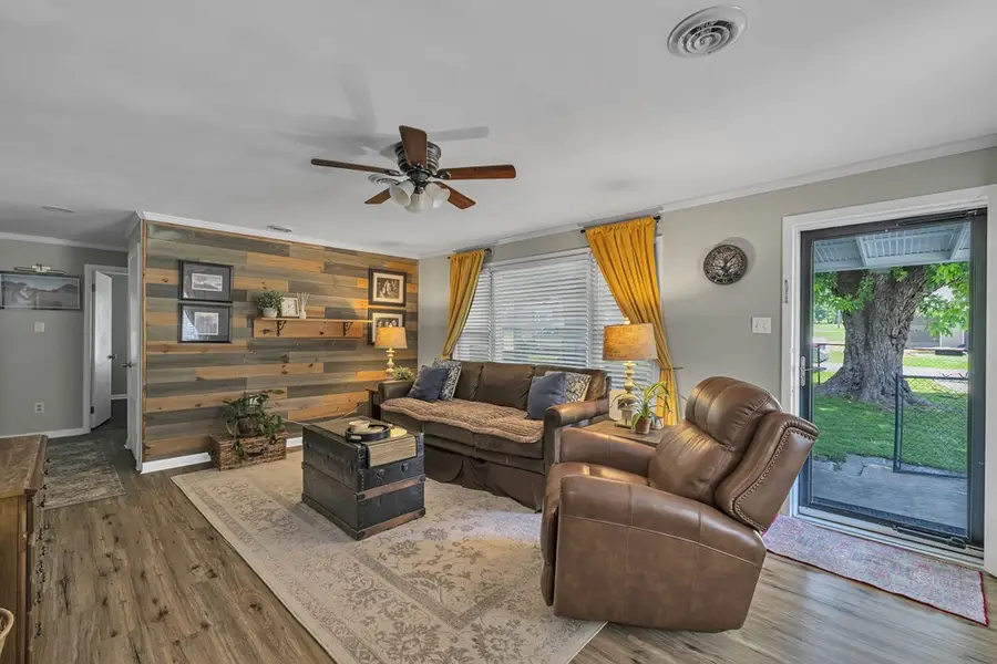 222 S Oakwood Avenue, Clinton, TN 37716 - #2