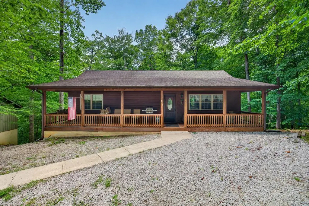 510 Tuscarora Cir, Byrdstown, TN 38549 - #1