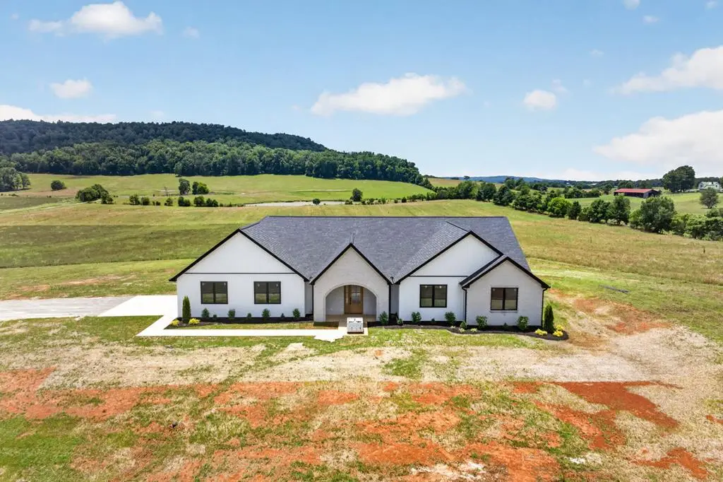 4221 Gum Springs Mountain Rd, Sparta, TN 38583 - #1