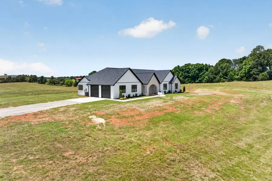 4221 Gum Springs Mountain Rd, Sparta, TN 38583 - #3