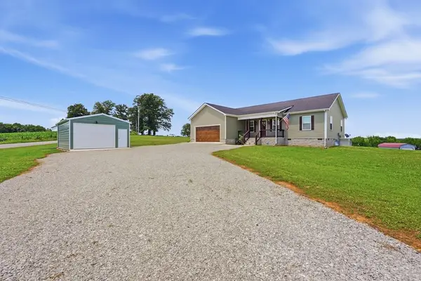 1767 Purvin Lollar Road, SPARTA, TN 38583