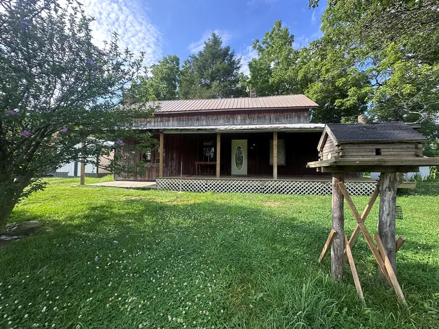 1671 Taylor Place Rd, Jamestown, TN 38556 - #2