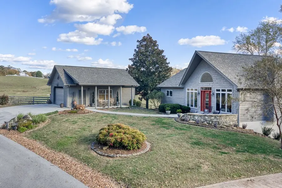 511 Mallard Pointe Dr, Byrdstown, TN 38549 - #3