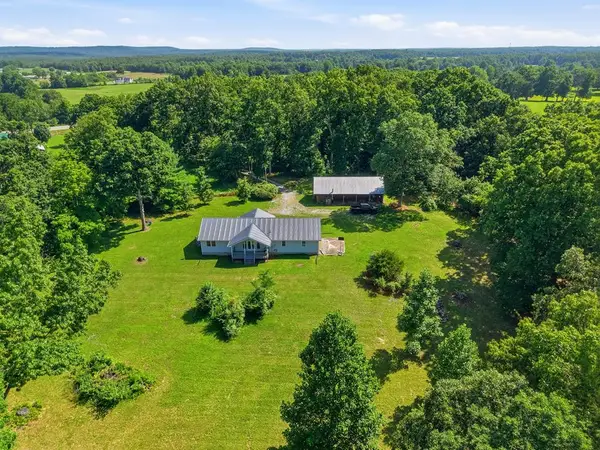 8607 Crossville Hwy, SPARTA, TN 38583