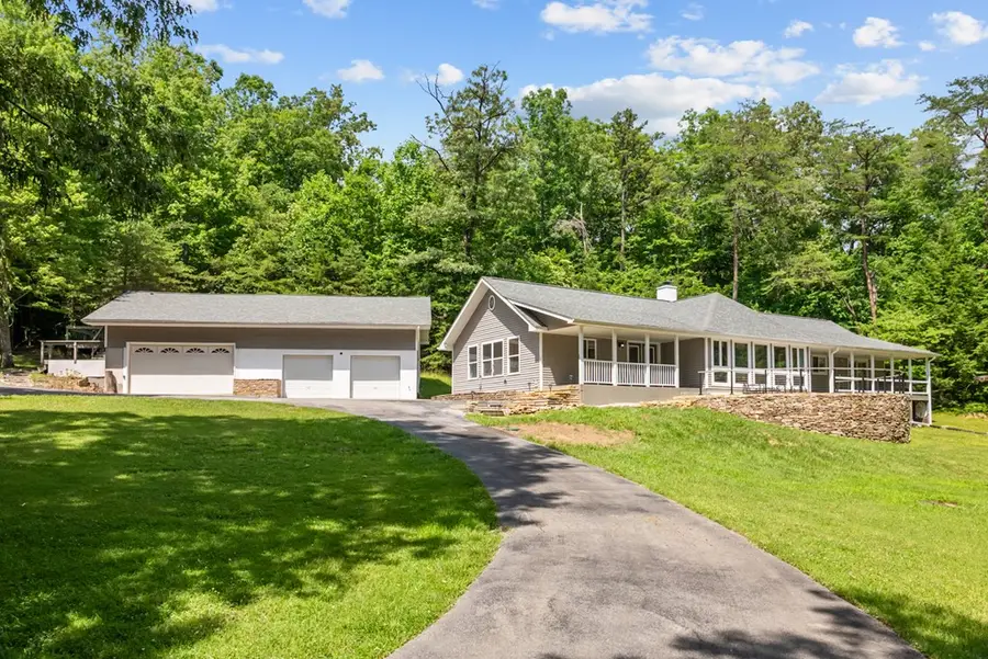 303 303 Cumberland Cove Rd, Monterey, TN 38574 - #2