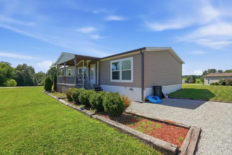 139 Falls View Rd, Sparta, TN 353 - #2