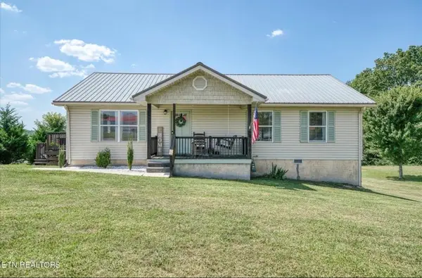 111 Cassie Ln, Grimsley, TN 38565