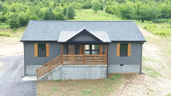 817 Smith Bend Ln, GAINESBORO, TN 38562
