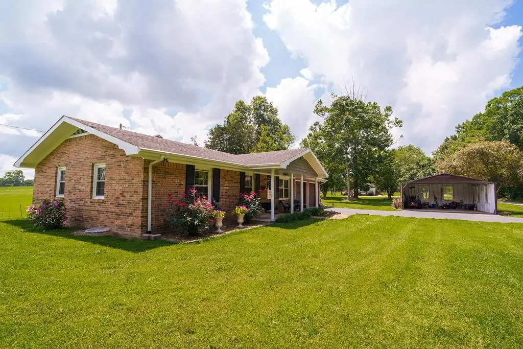 415 Moore Rd, Cookeville, TN 38506-8226 - #1