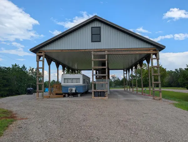 150 Hulse Rd, BURKESVILLE, KY 42717