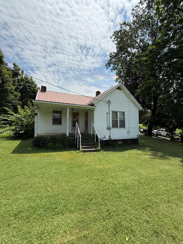 219 Corolla Rd, SPARTA, TN 38583