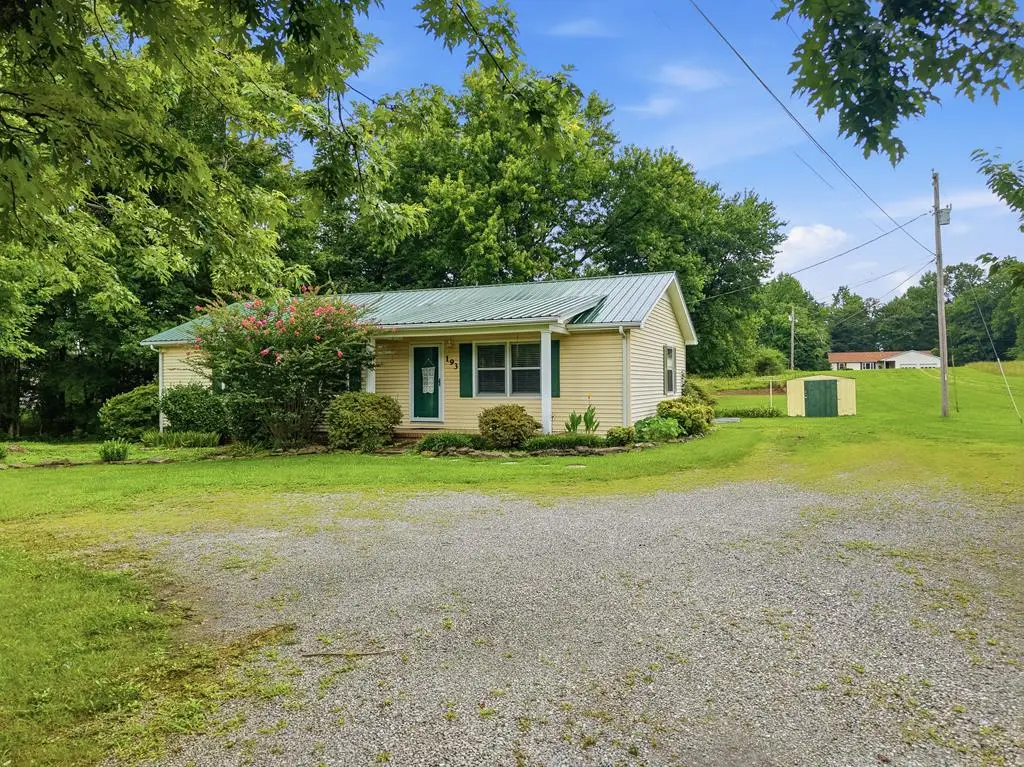 193 W Whitehall Rd, Cookeville, TN 38501 - #1