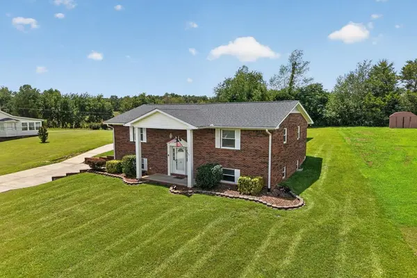 225 West Gate Dr, Baxter, TN 38544