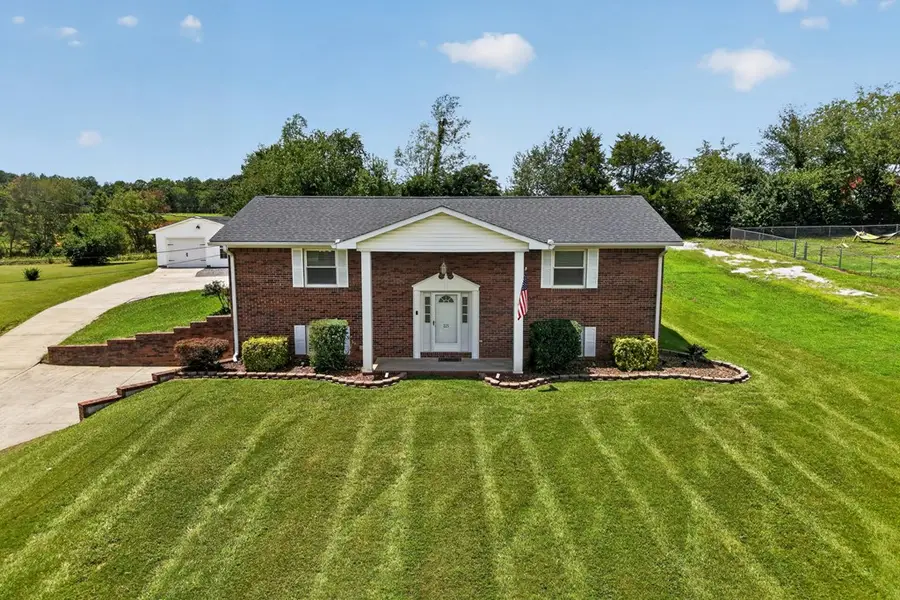 225 West Gate Dr, Baxter, TN 38544 - #2