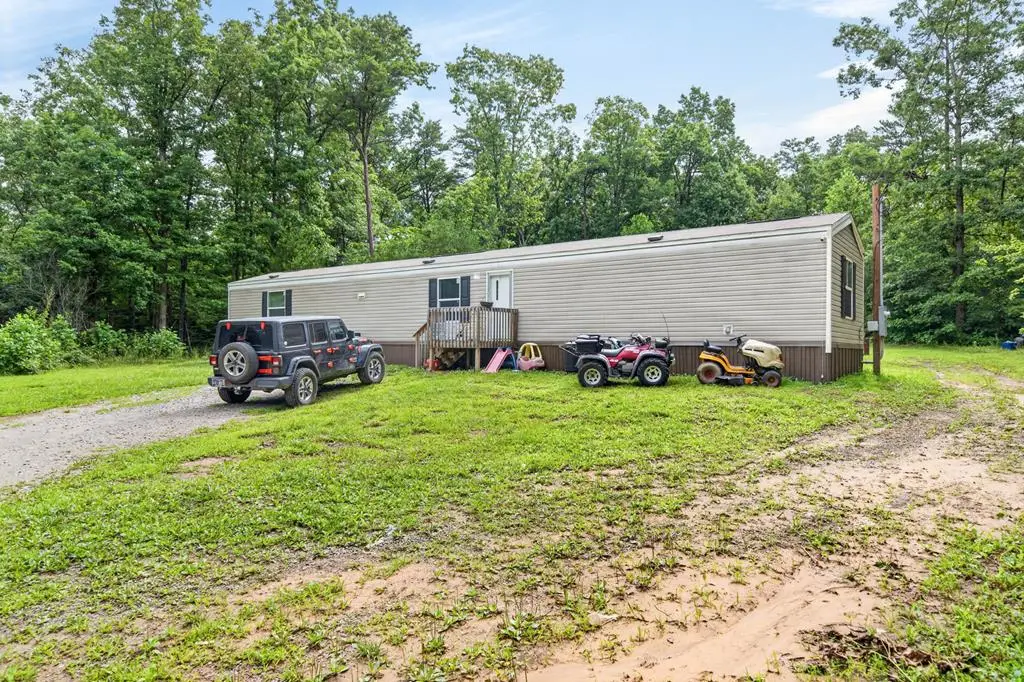 460 Jim Garrett Rd, Monterey, TN 38574-3859 - #1