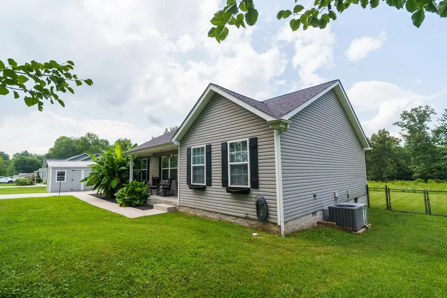 153 Chestnut St, Baxter, TN 38544-4417 - #2