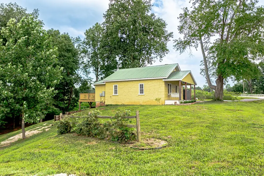 922 Willow Grove Hwy, Allons, TN 38541 - #3