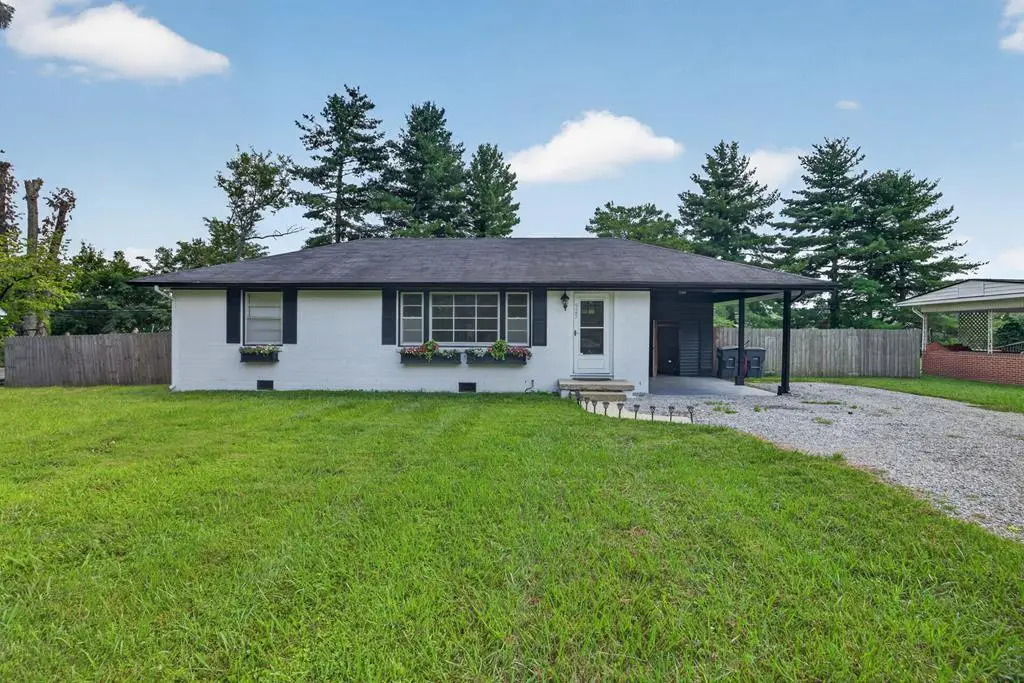 925 Glenwood Drive, Cookeville, TN 38501 - #1