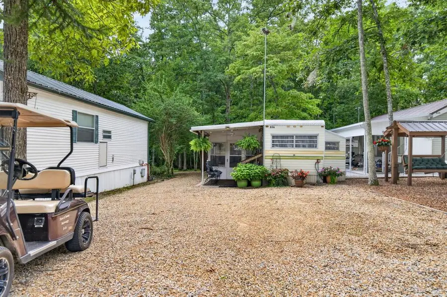 82 Apache Trl, Crossville, TN 38572-3618 - #2
