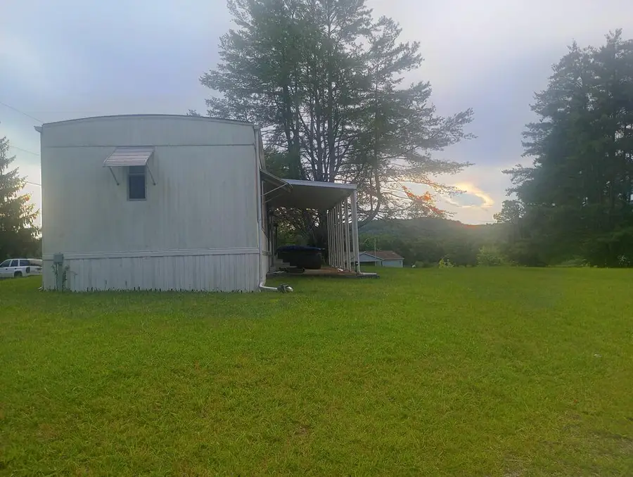 400 David Crockett Road, Crossville, TN 38572 - #3